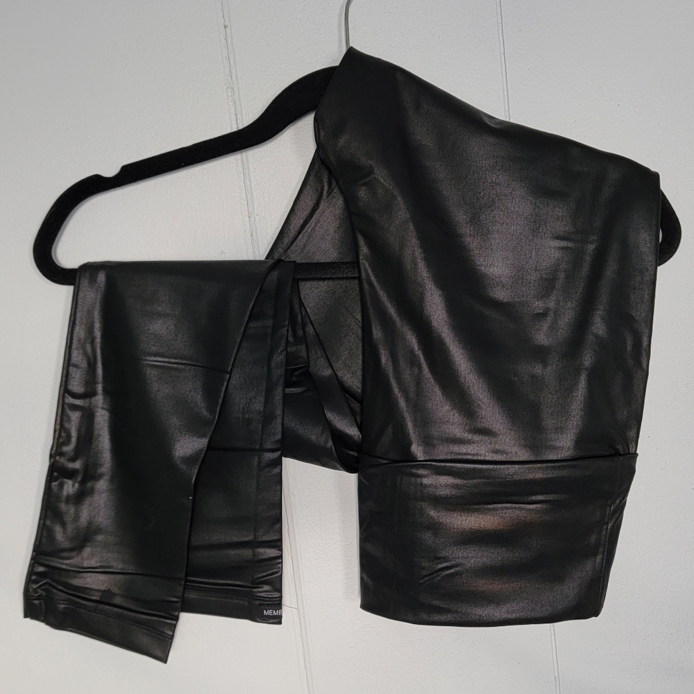 Members Only Black Satin Sheen Leggings size L